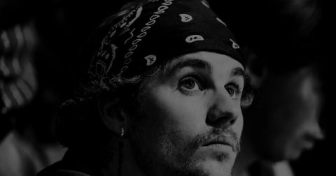 “i-feel-like-a-fraud”-–-justin-bieber-struggles-with-imposter-syndrome-and-self-worth