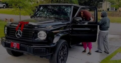 davido-gifts-wife-chioma-the-latest-2025-mercedes-benz-g-wagon-worth-over-$150,000