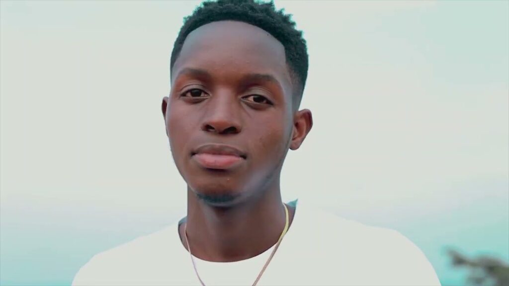 dr-lover-bowy-confesses:-“my-parents-don’t-know-i-date-sugar-mummies”