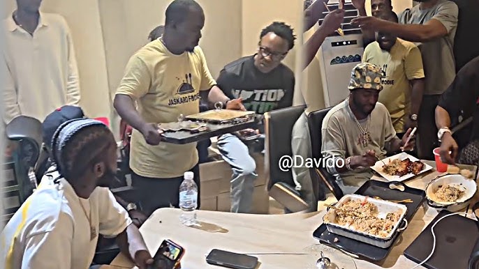 davido-reunites-with-chef-jas-karo-in-lagos